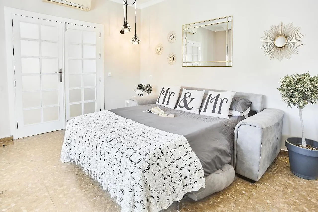 Villa In Fuengirola Center New Salt Water Pool