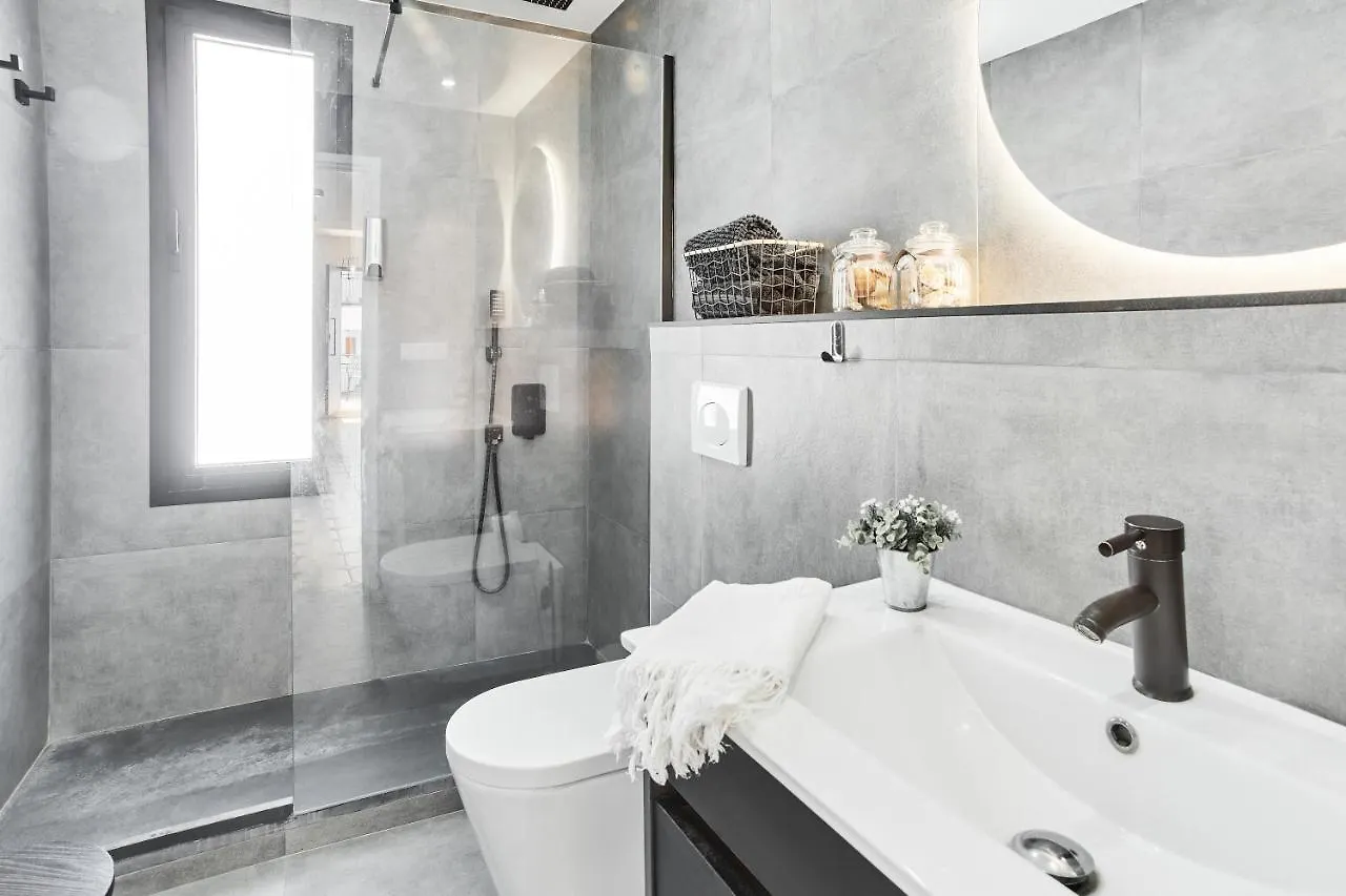 Villa In Fuengirola Center New Salt Water Pool