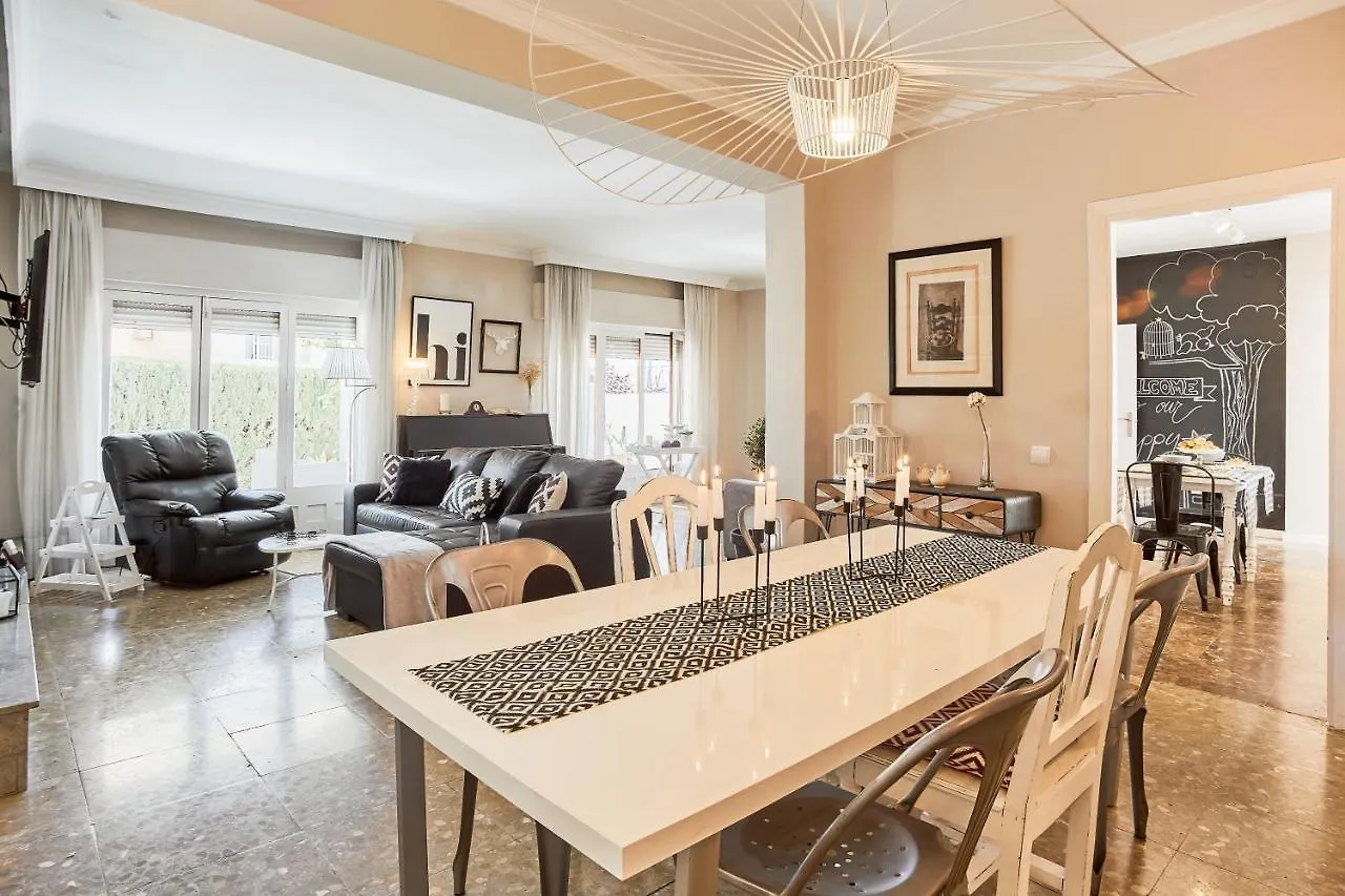 Villa In Fuengirola Center New Salt Water Pool