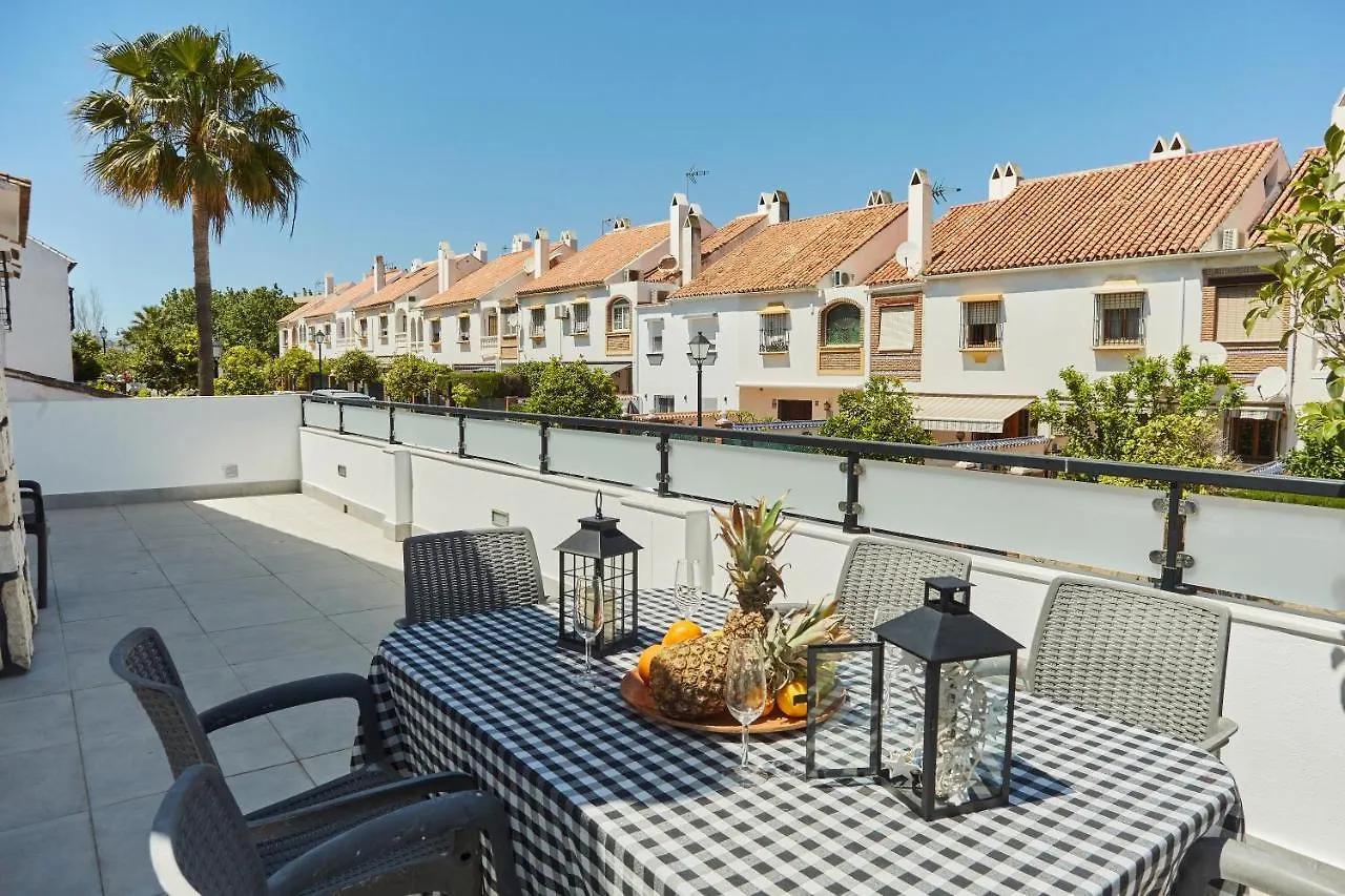 Villa In Fuengirola Center New Salt Water Pool 0*,